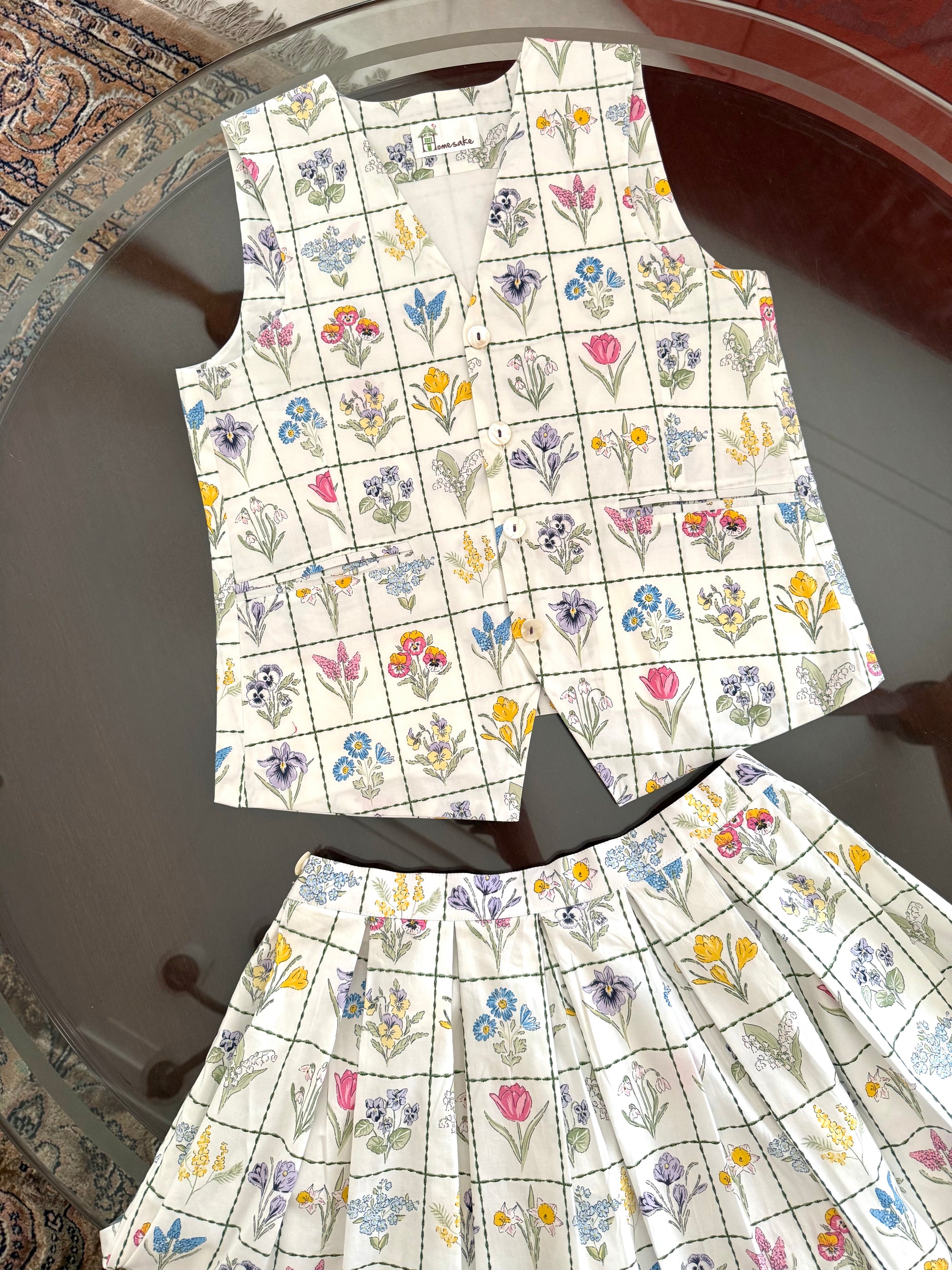 White Bouquét Box Floral Skirt Coord