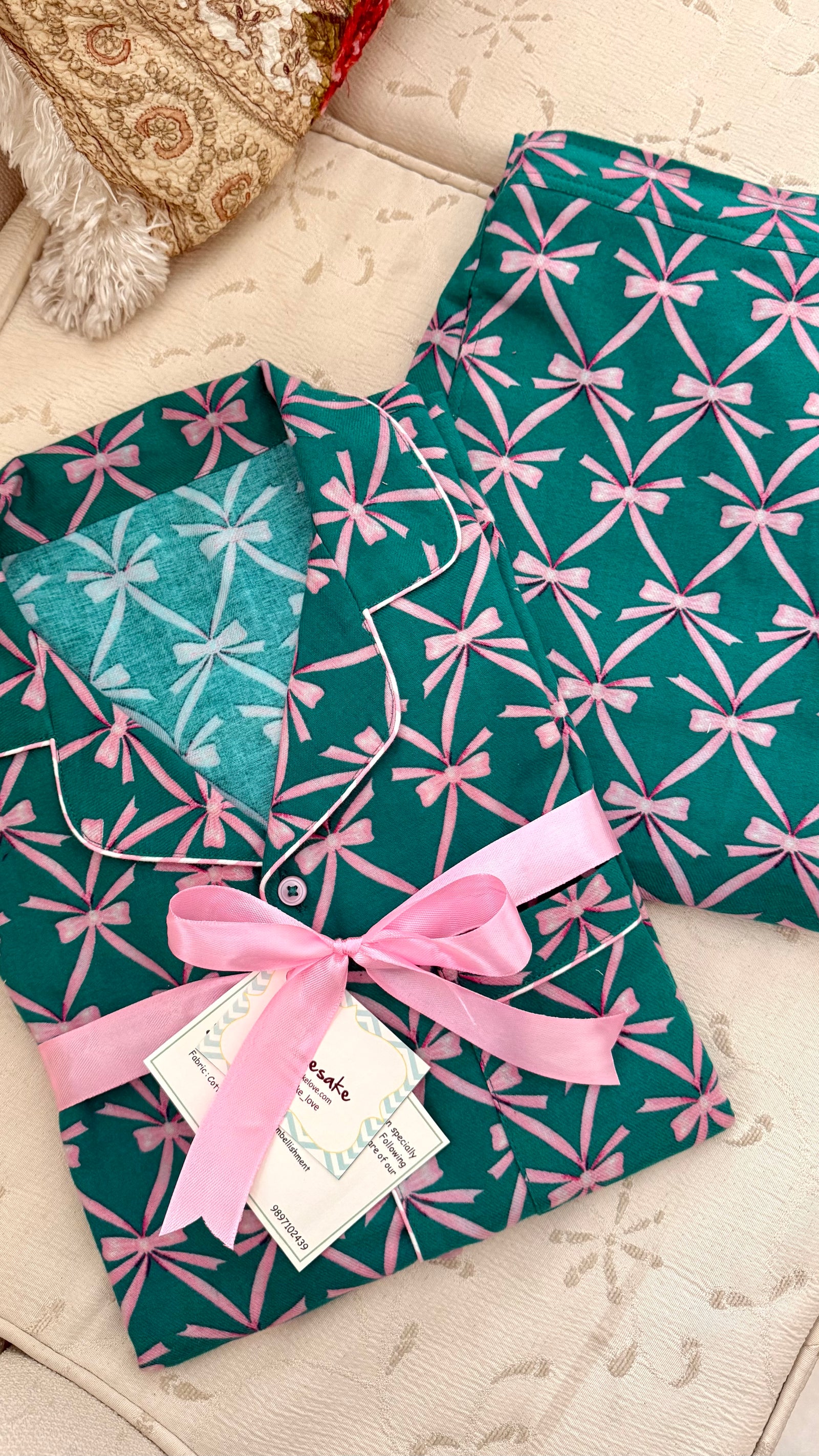 Green Bows Flannel Nightwear