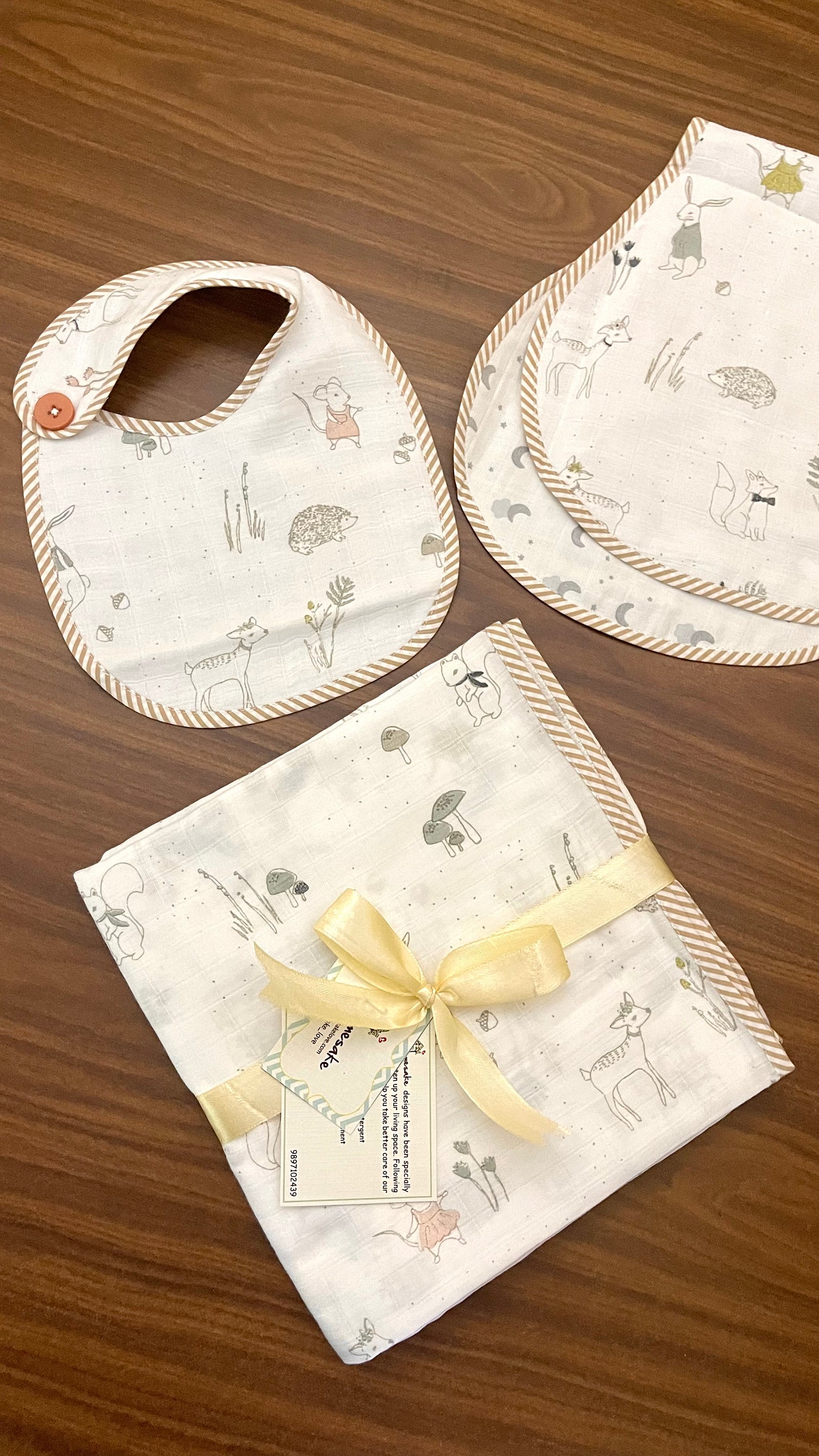 Alice in Wonderland Swaddle Set