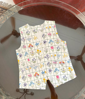 White Bouquét Box Floral Skirt Coord