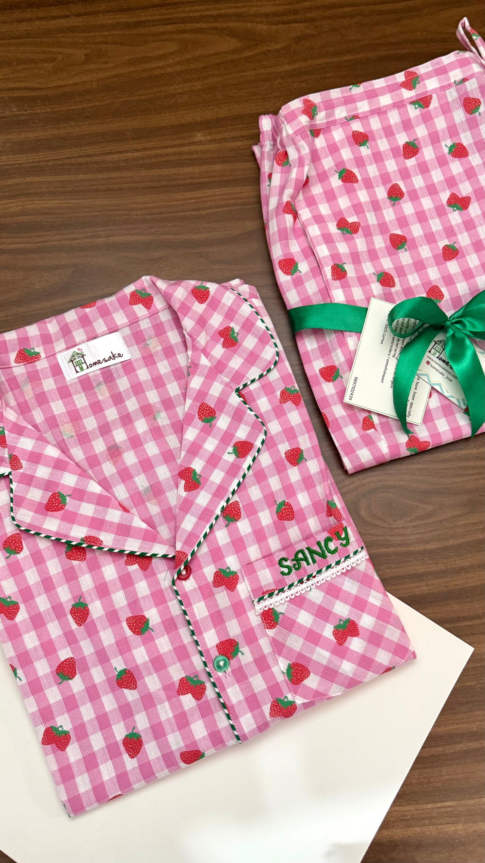 Strawberry Farm Nightwear