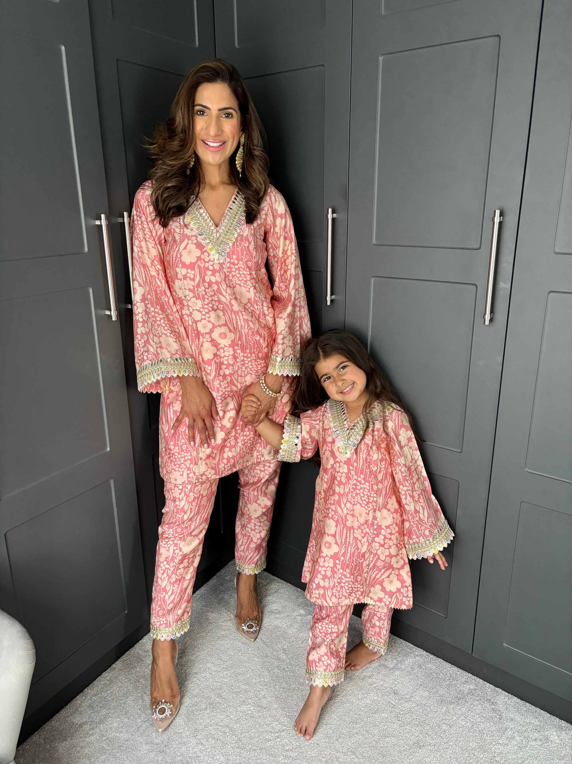 Blush Buds Girls Kurta Set.