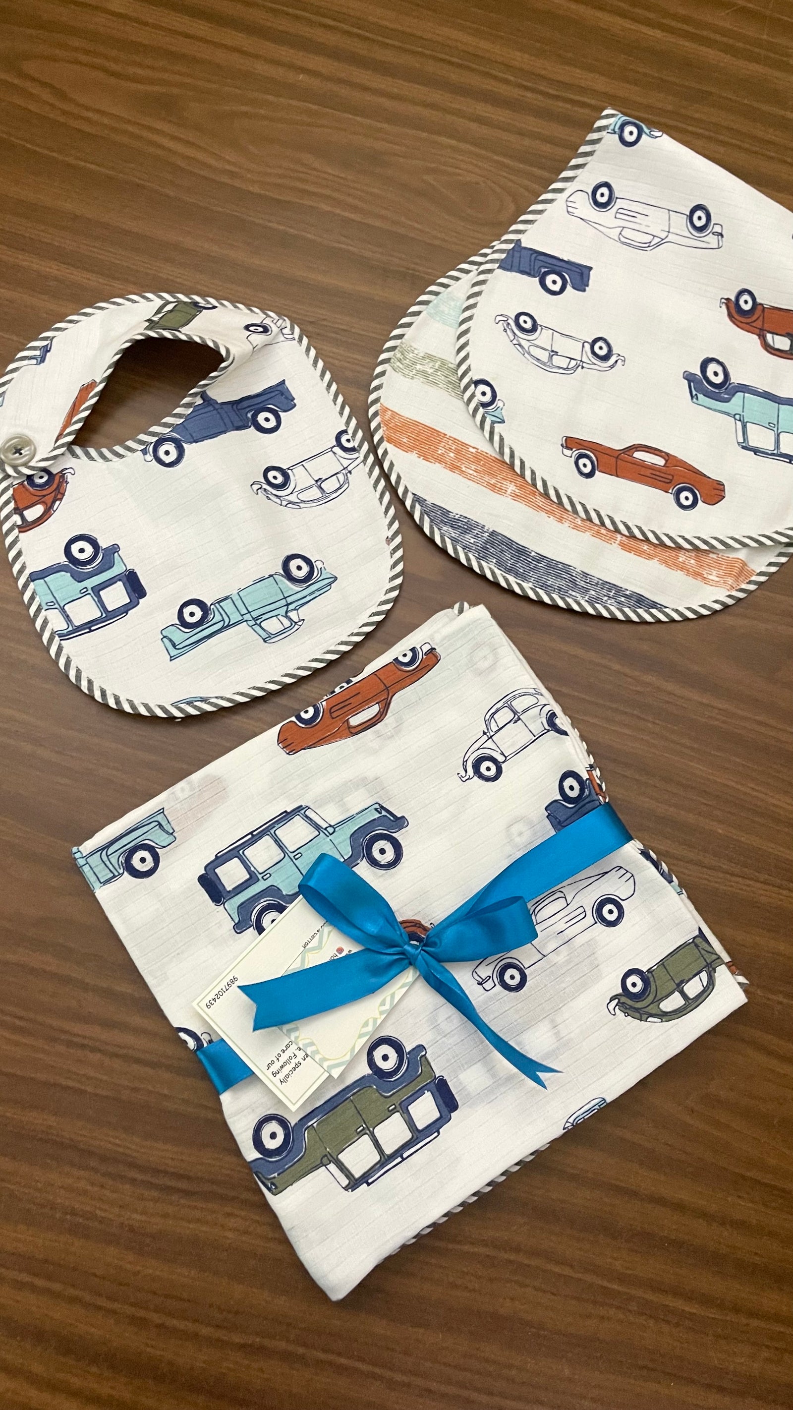 Vintage Cars Swaddle Set
