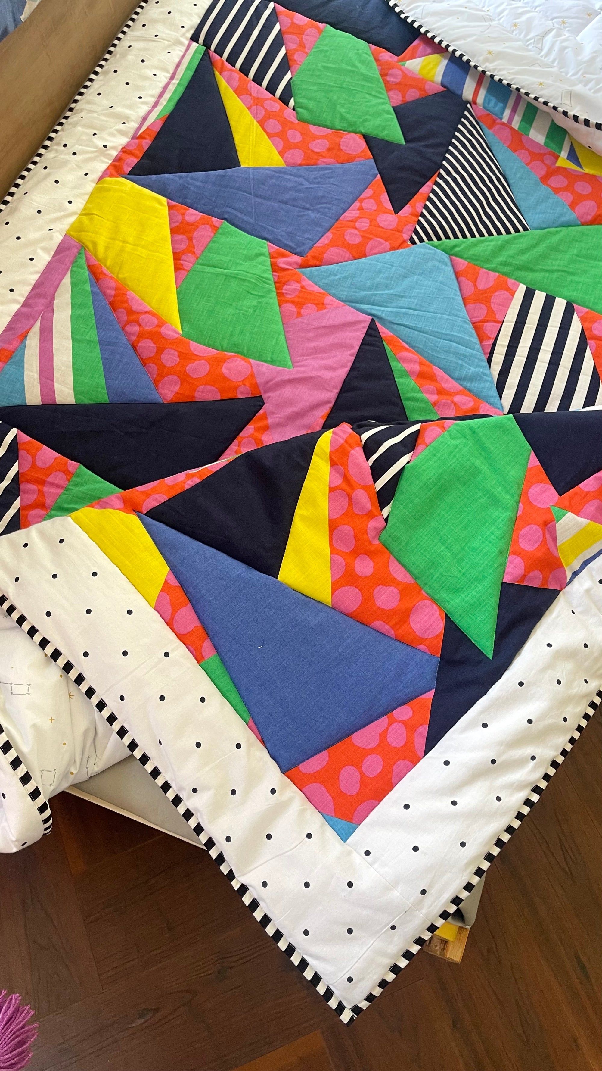 Color Pop Maze Art AC Quilt Set