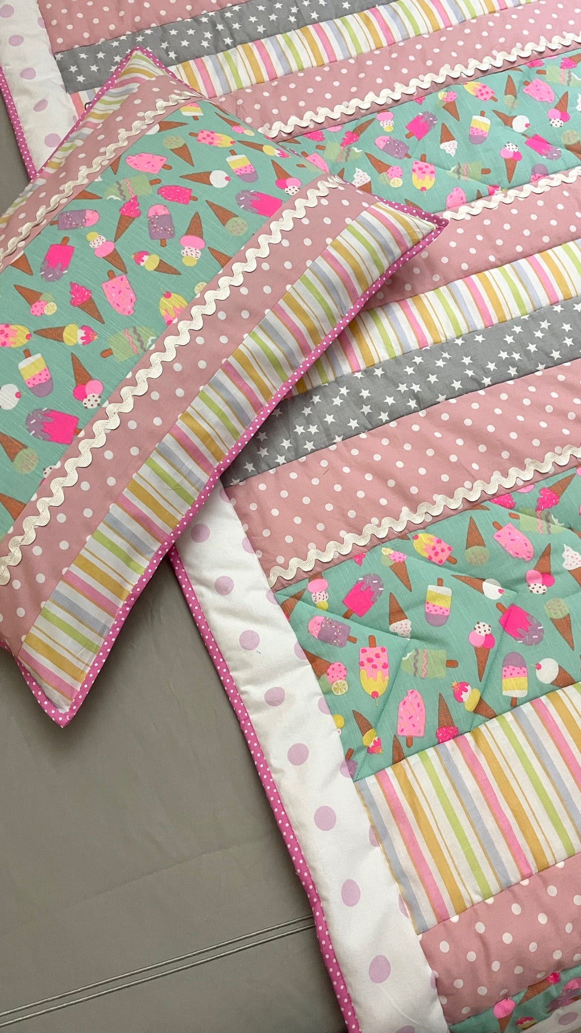 Turquoise Popsicle Quilt Set